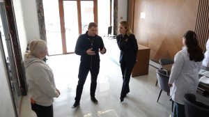Депутат Госдумы и заммэра Махачкалы навестили пострадавших от паводка в ПВР