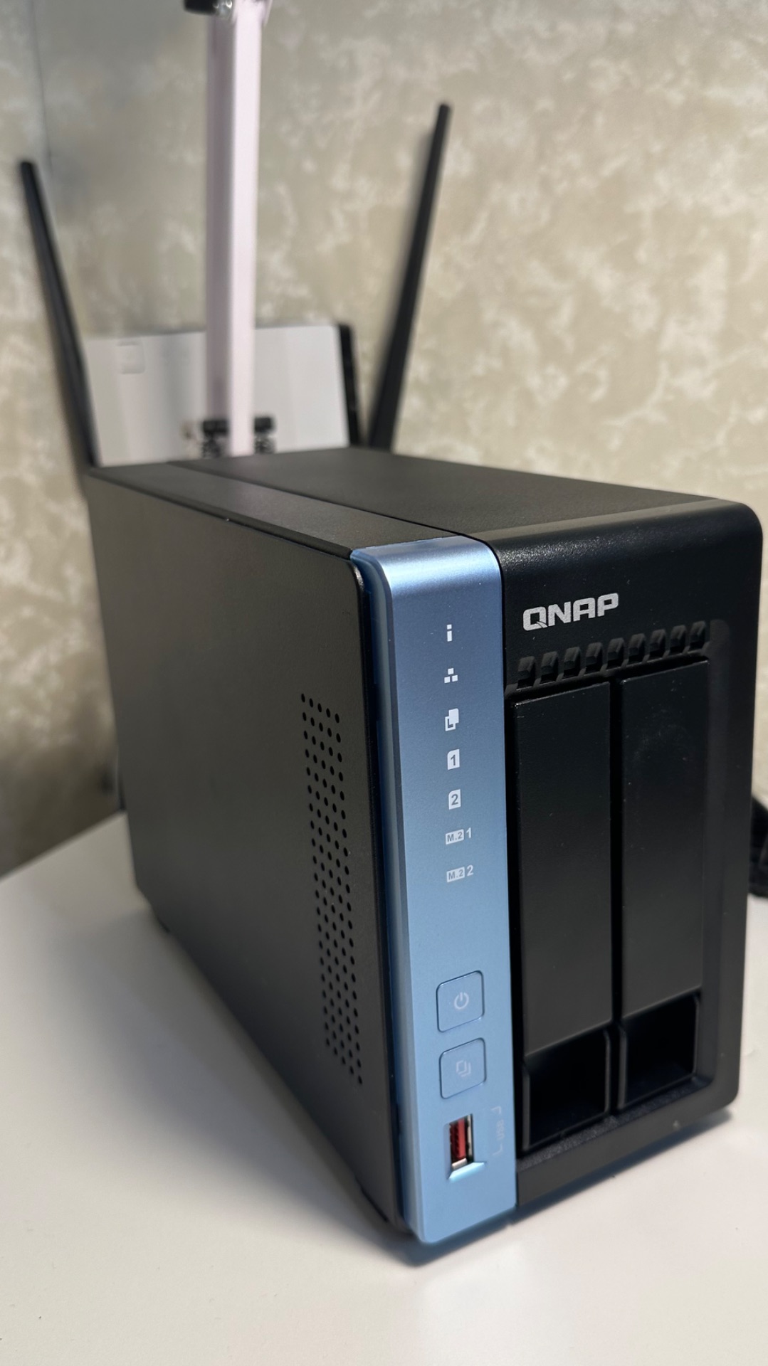 QNAP TS-264C смотреть онлайн