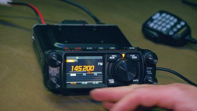 Yaesu FTM-510D 144430 МГц, цифра+аналог, двойной приём, цветной экран, цифровая обработка.