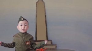 Стихотворение Андрея Усачева  «День Победы»  читает Бурцев Дима 5 лет