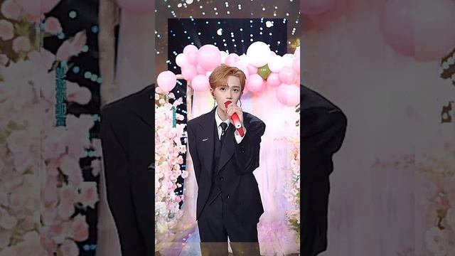 峰峰疯了 Фэнфэн сошёл с ума Fengfeng  is crazy