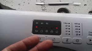 Стиральная Candy smart cs4 1051D1/2-07 мигает четыре индикатора вместе, блокирует люк сразу