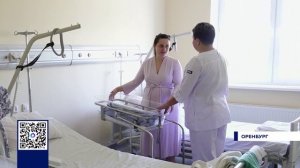 АКУШЕРКИ ОТМЕТИЛИ ПРАЗДНИК НА РАБОЧЕМ ПОСТУ