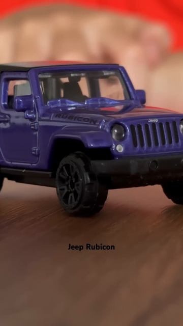 Марк распаковывает новый автомобиль Jeep Rubicon смотреть онлайн