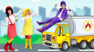 Песенка про бензовоз ⛽ Едет важный груз! Мимилэнд 🚛🎶