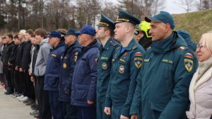 Мэр Корсаковского муниципального округа поздравила пожарных с профессиональным праздником
