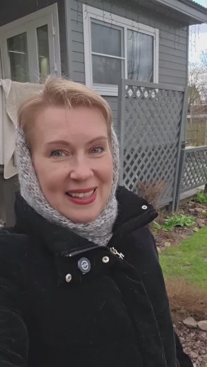 2  мая | вышла поработать в сад, получила новые розы