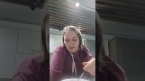 Во Владивостоке. Трудоустраиваюсь.