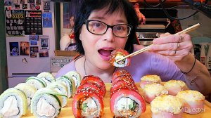 Мукбанг | Роллы огромные и вкусные | Обжор Асмр