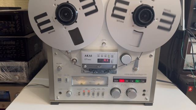 Катушечный магнитофон Akai GX-625 смотреть онлайн