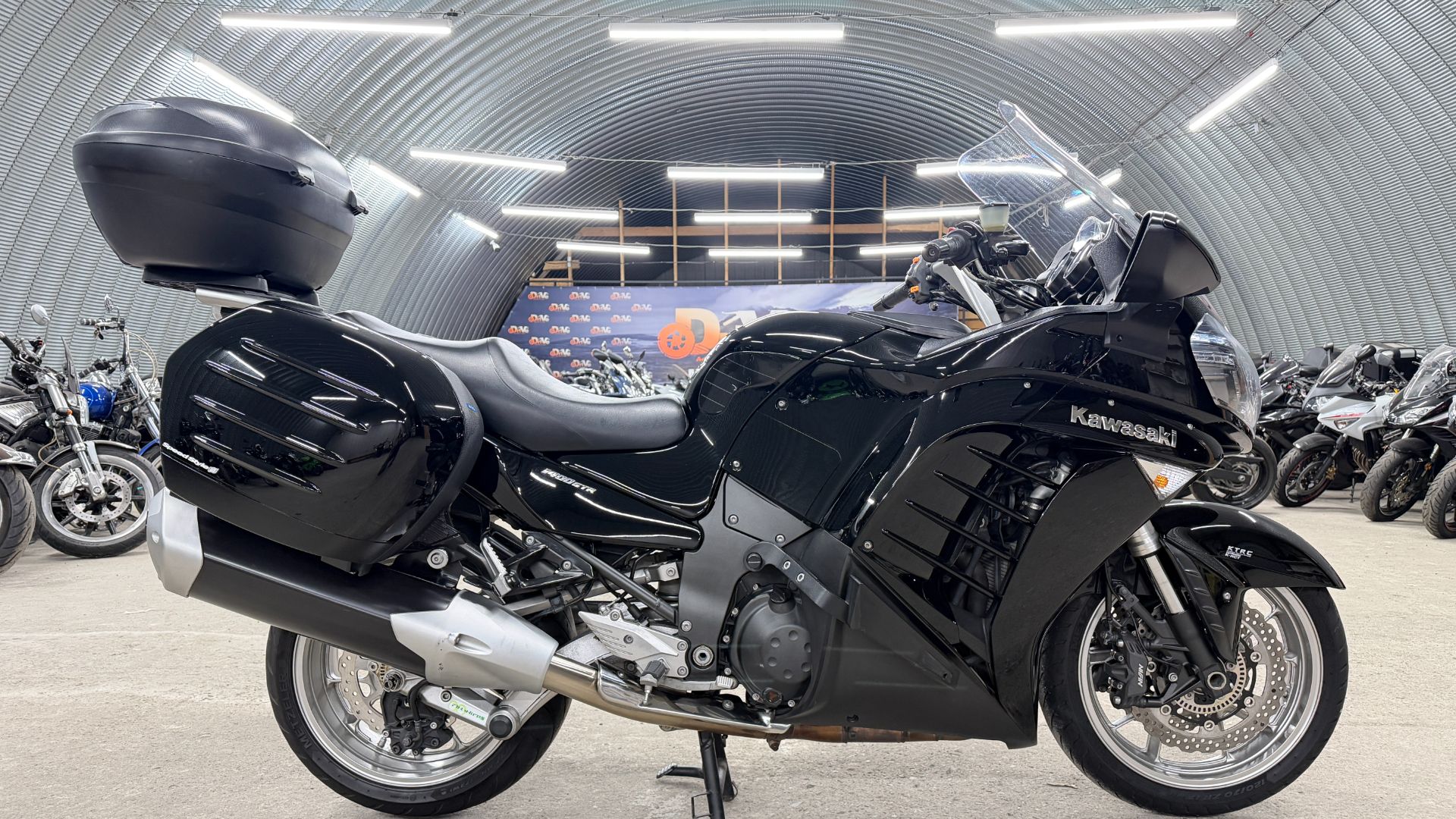 Обзор Kawasaki GTR 1400 Concours |В НАЛИЧИИ| смотреть онлайн