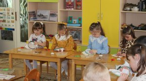 Занятие кружка «Очумелые ручки», воспитатель Балясова Т.В.