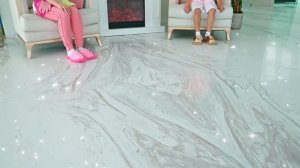 Веселая Уборка Дома с Родителями ｜ Fun Cleaning Day with Parents
