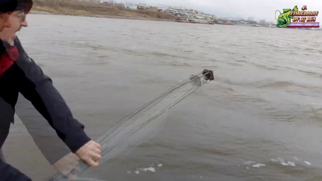 Рыбалка на хапугу хлопок с берега, 15 минут рыбалки 10 карасей, с хапужкой вы всегда будите с рыбой!