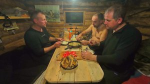 Ремонт в таёжной избе закончен. Возвращаемся обратно к нашей избе.