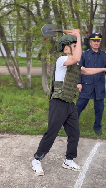 Юные защитники Отечества