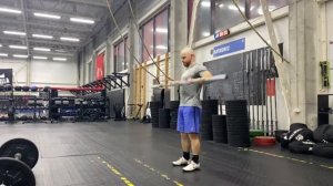 Подъем на грудь Чрезмерный разброс стоп
