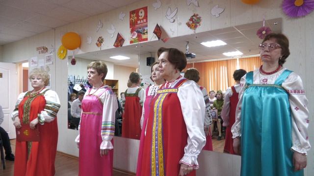Коллектив «Рябинушка» «Пусть будет мир»