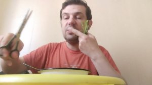 Мукбанг салат оливье очень вкусно