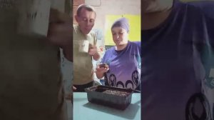 Марина Краюшкина и Вовка. Тортик от подписчиков 🍰