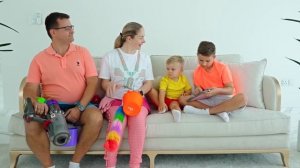 Диана и Рома показывают Оливеру Как правильно себя вес