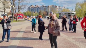 май.Показалось...