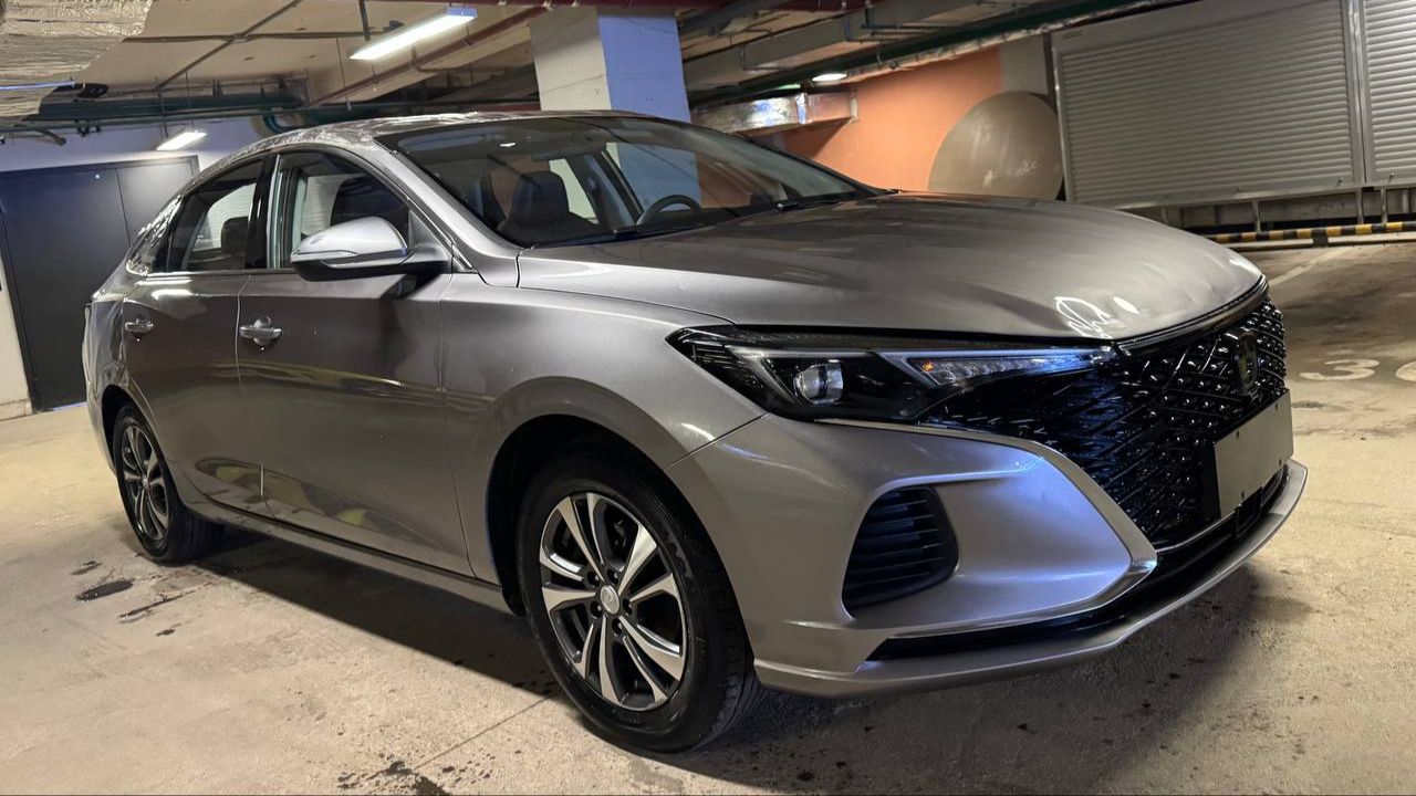 Changan EADO PLUS; 1.4 АT; 2023; Серый смотреть онлайн
