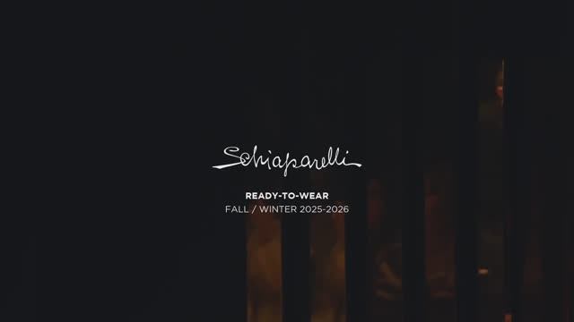 Показ коллекции Schiaparelli осень-зима 2025-2026