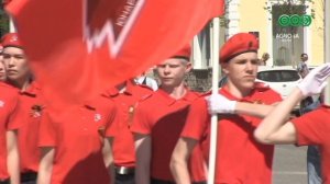 В Уфе для ветеранов ВОВ организовали парад ретроавтомобилей