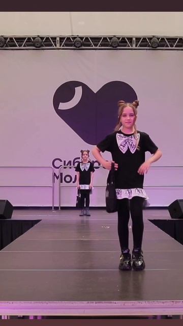 Школа моделей Дольче Вита
#дефиле #модный_показ
