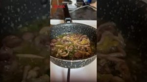 АСМР. Жительница Хангаласского улуса готовит утку