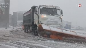 На Камчатку обрушился снежный циклон