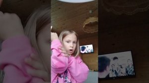 распоковка сюрприз бокса рисунок айфона творческое видео 😊