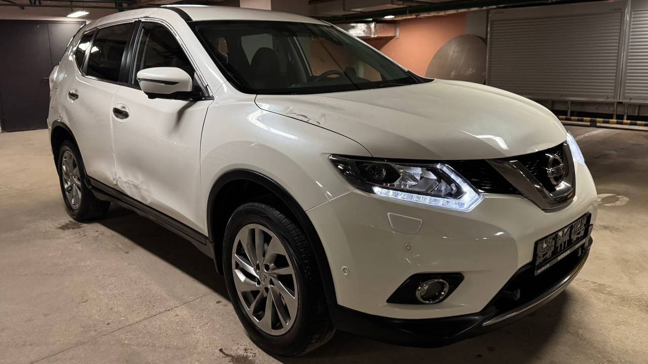 Nissan X-Trail; 2.5 AT; 2018; Белый смотреть онлайн