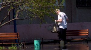 В Энгельсе министр без сапог не добрался до затопленных фекалиями квартир