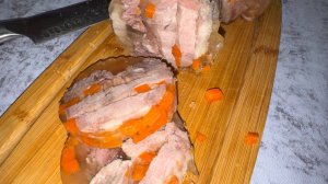 Заливная колбаса из языка - очень вкусненько получается.