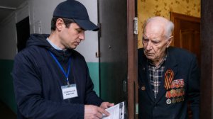 Мошенники обманывают ветеранов под предлогом льгот и подарков к празднику 9 мая в России