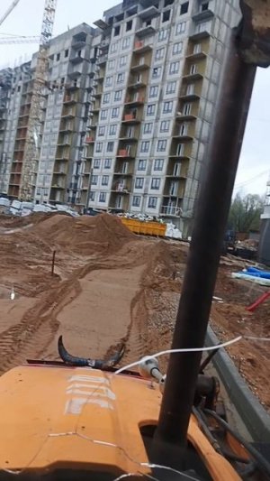 на обеде 😁#стройка #работа #JCB #ярославль