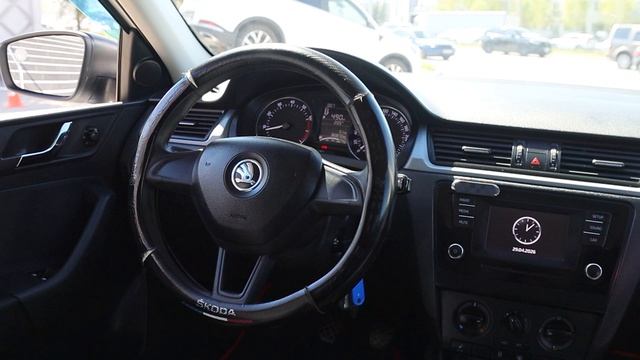 Skoda Rapid смотреть онлайн