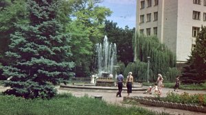 Скверы старого Грозного, кинохроника