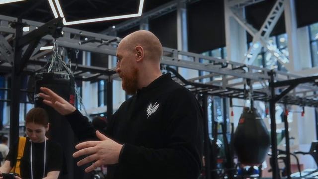 Экскурсия студентов УГГУ в RCC GYM