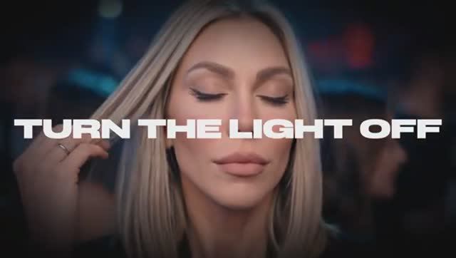 Skyla Reeze — TURN THE LIGHTS OFF
