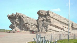 Впереди годовщина освобождения Севастополя, который отбили у врага ровно за год до Великой Победы.