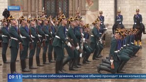 Караульный рассказал, что чувствует во время прохождения по «взлетке» к Вечному огню