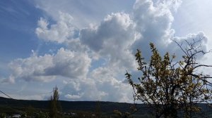 Пение птиц и уникальные майские облака... ✨🍀☀️🌈 Глядим на небо в высоту и вспоминаем мы мечту...