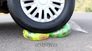 Aplastando Cosas Crujientes y Suaves con la RUEDA DE UN COCHE_part1_3