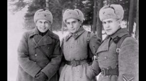 В лесу прифронтовом - Песни военных лет - Лучшие фото - С берез неслышен