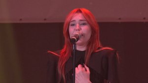 Поёт студентка Налогового колледжа Князева Анфиса