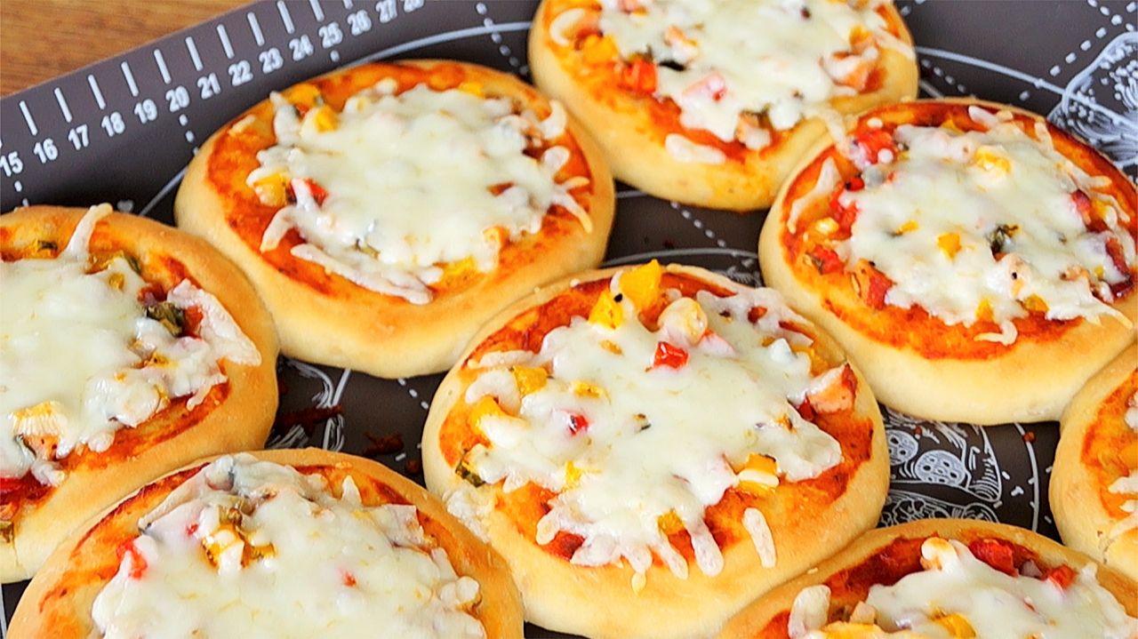 Мини-пицца. Готовлю вместо ПИРОЖКОВ. Очень Вкусно и Просто.