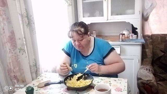 На ужин картошечки пожарила 👍. Приятного просмотра 😉 смотреть онлайн